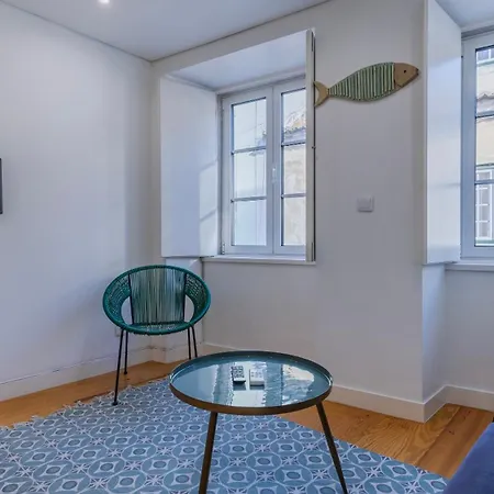 Charming In Bairro Alto By Lovelystay