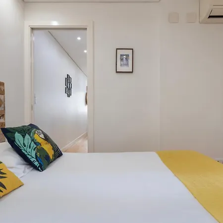 Charming In Bairro Alto By Lovelystay Apartment