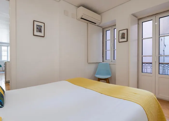 Charming In Bairro Alto By Lovelystay *