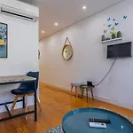 Apartman Charming In Bairro Alto By Lovelystay *